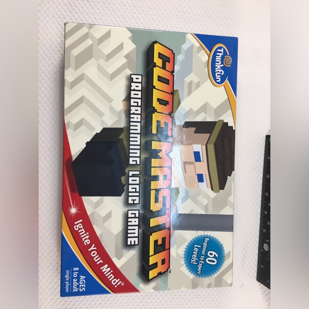 ThinkFun Code Master Programming Logic Game  Ages 8+ Minecraft Style Puzzles